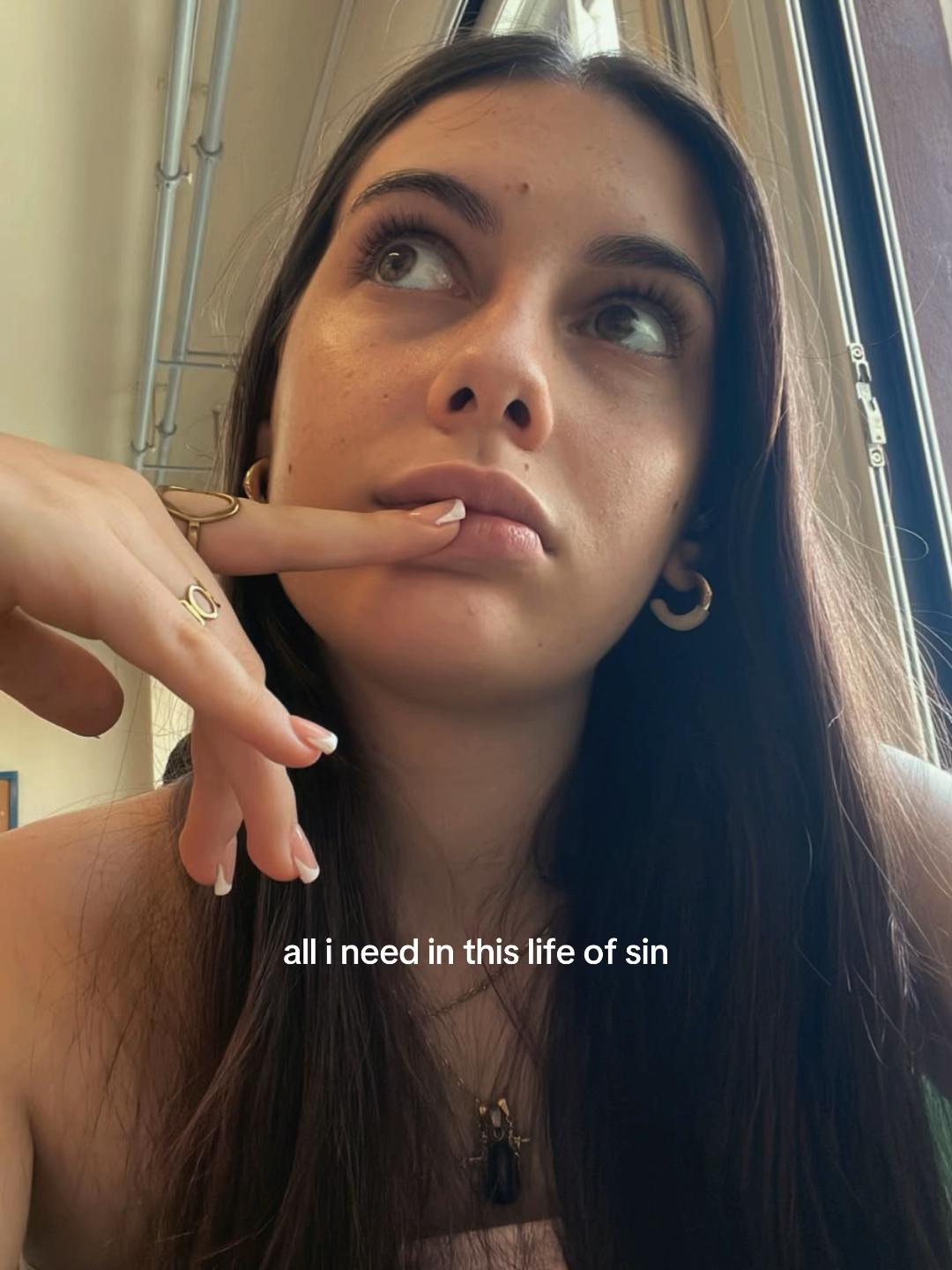 @elena⁷