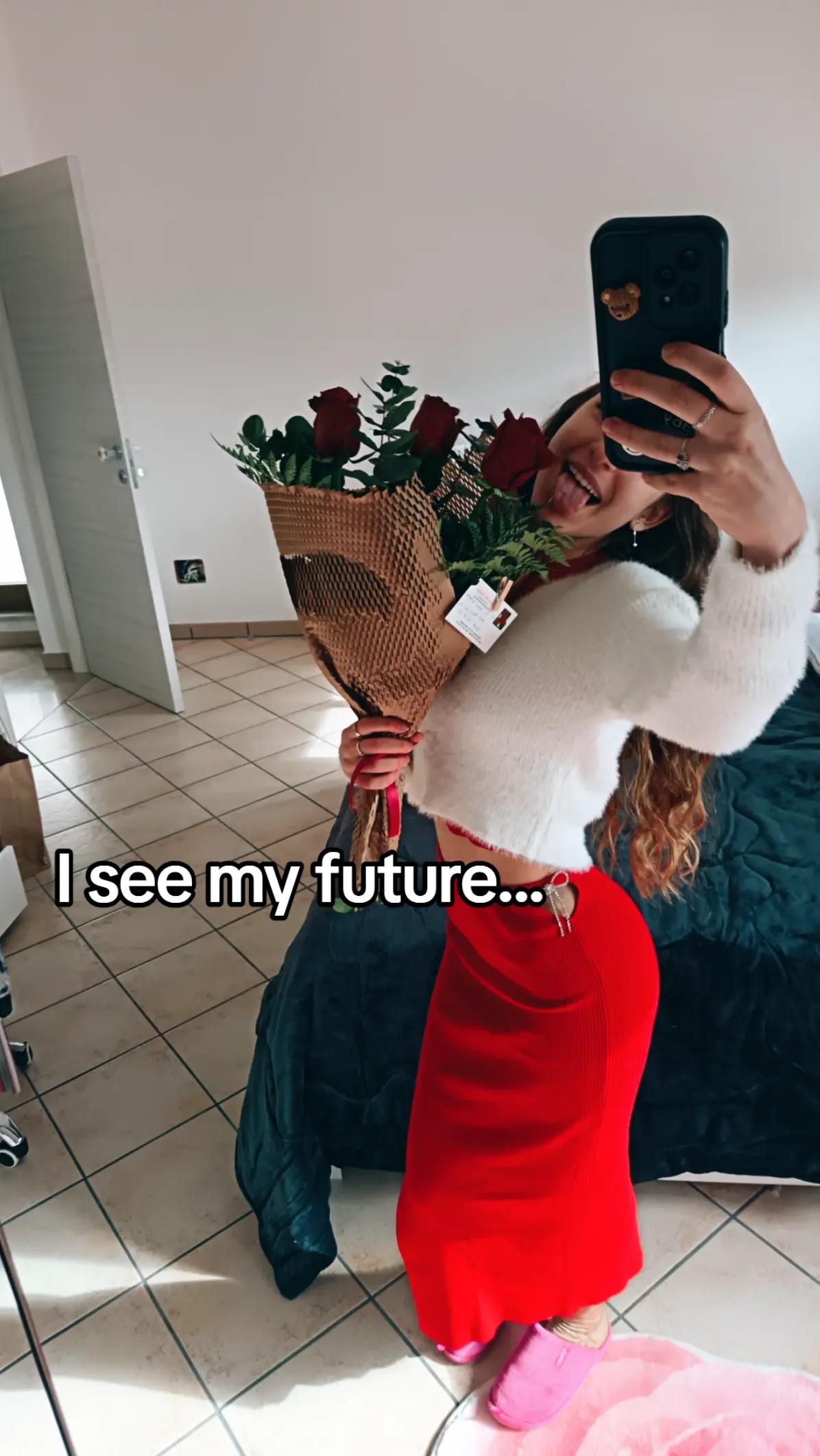 @𝓜🌹