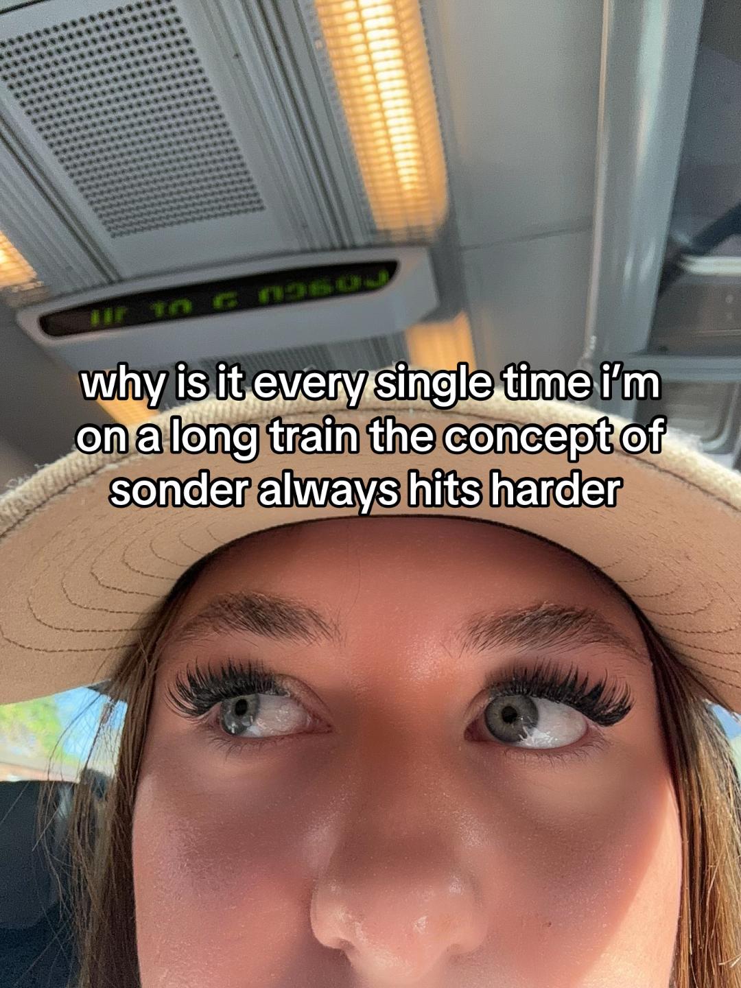 @𝐒𝐎𝐏𝐇𝐈𝐄🤍🍸🐆🪩