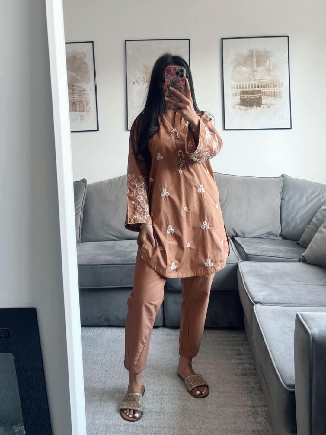@PretByAziza