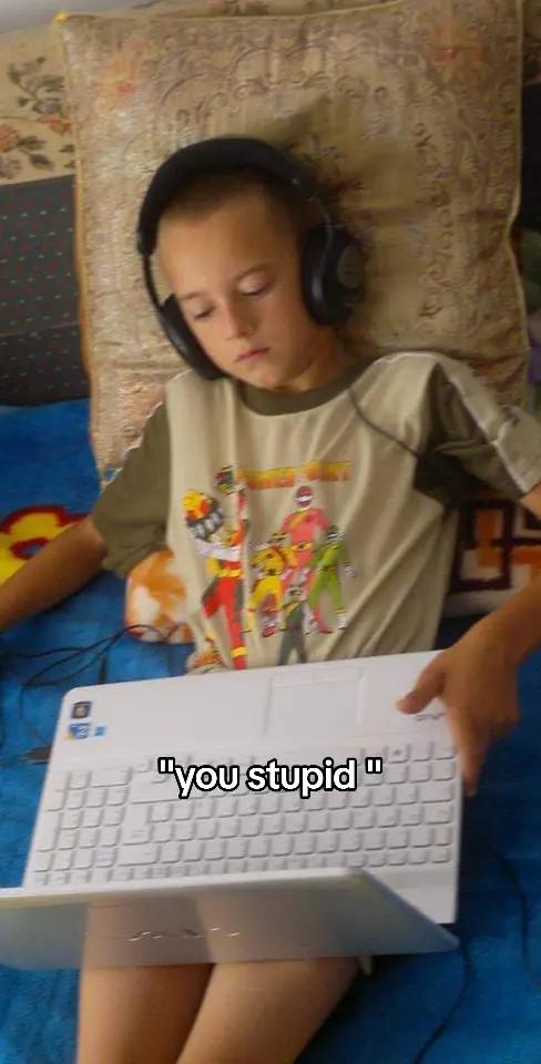 @๐ฒ๐๐๐๐๐๐๐