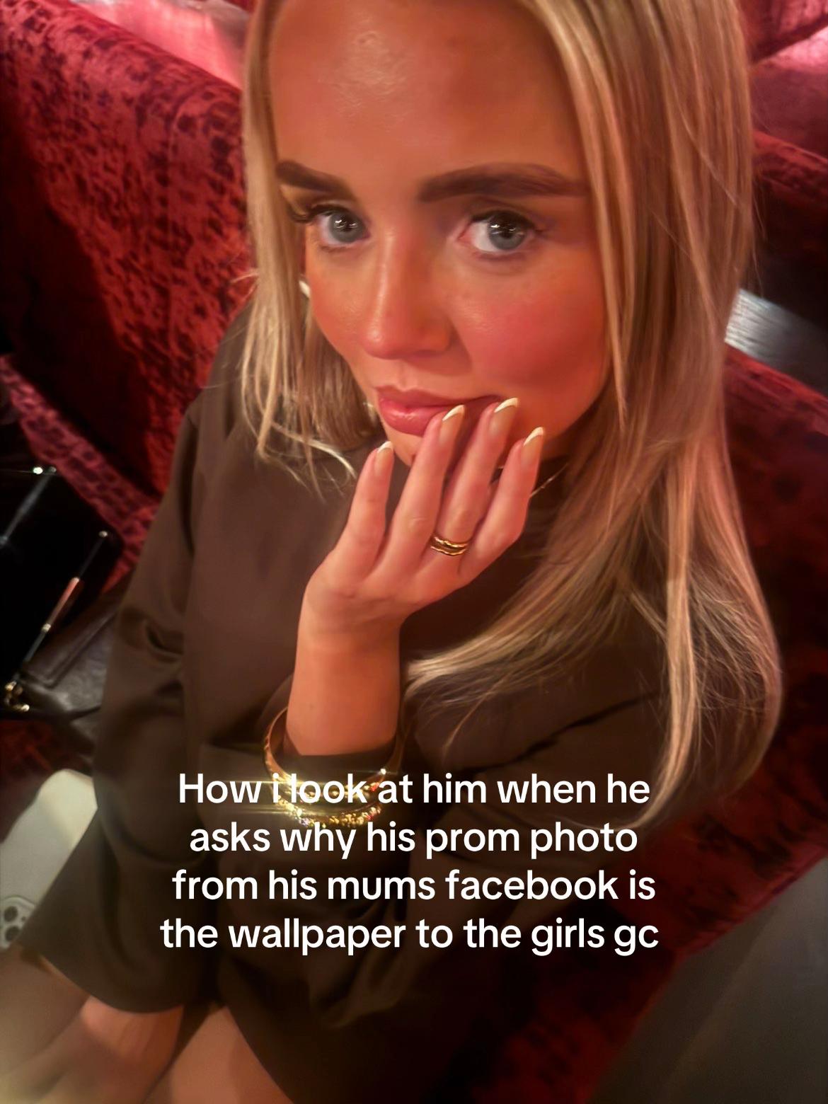 @Holl