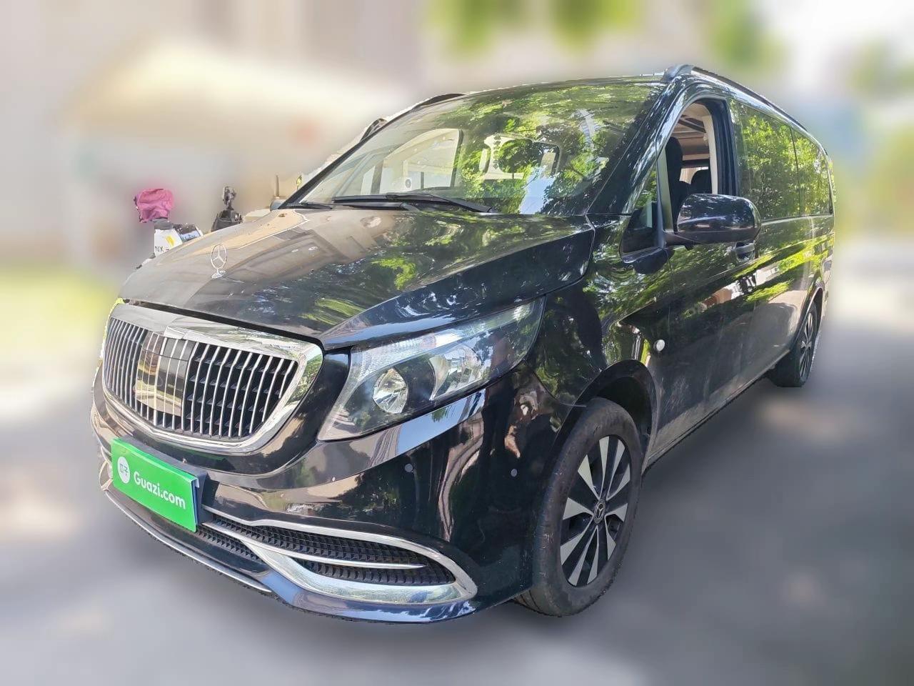 @Auta z Dubaja