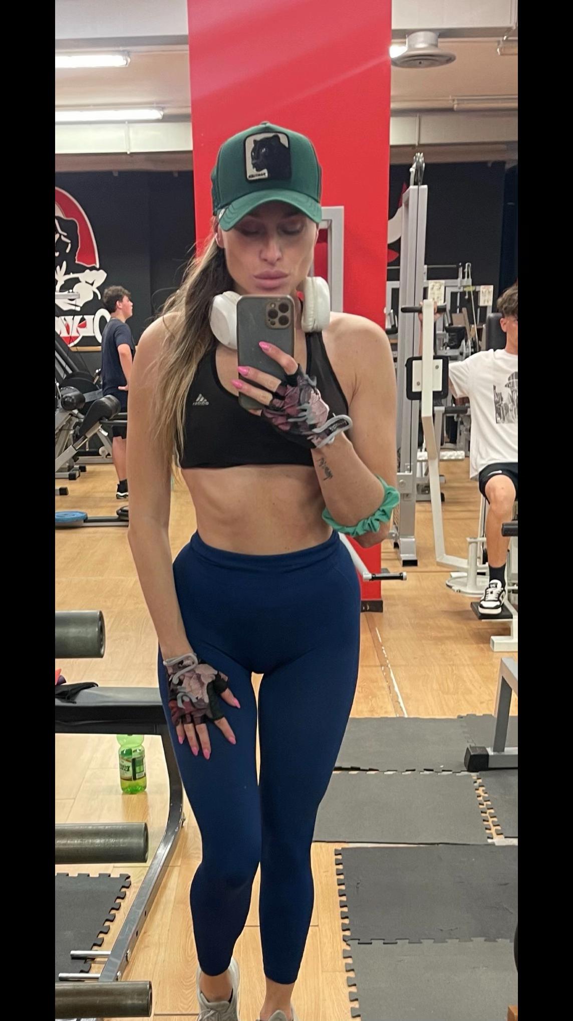 @monikstar___