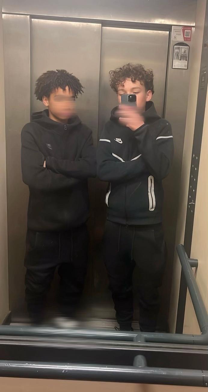 @𝑳𝒐𝒘𝒏'🇨🇫