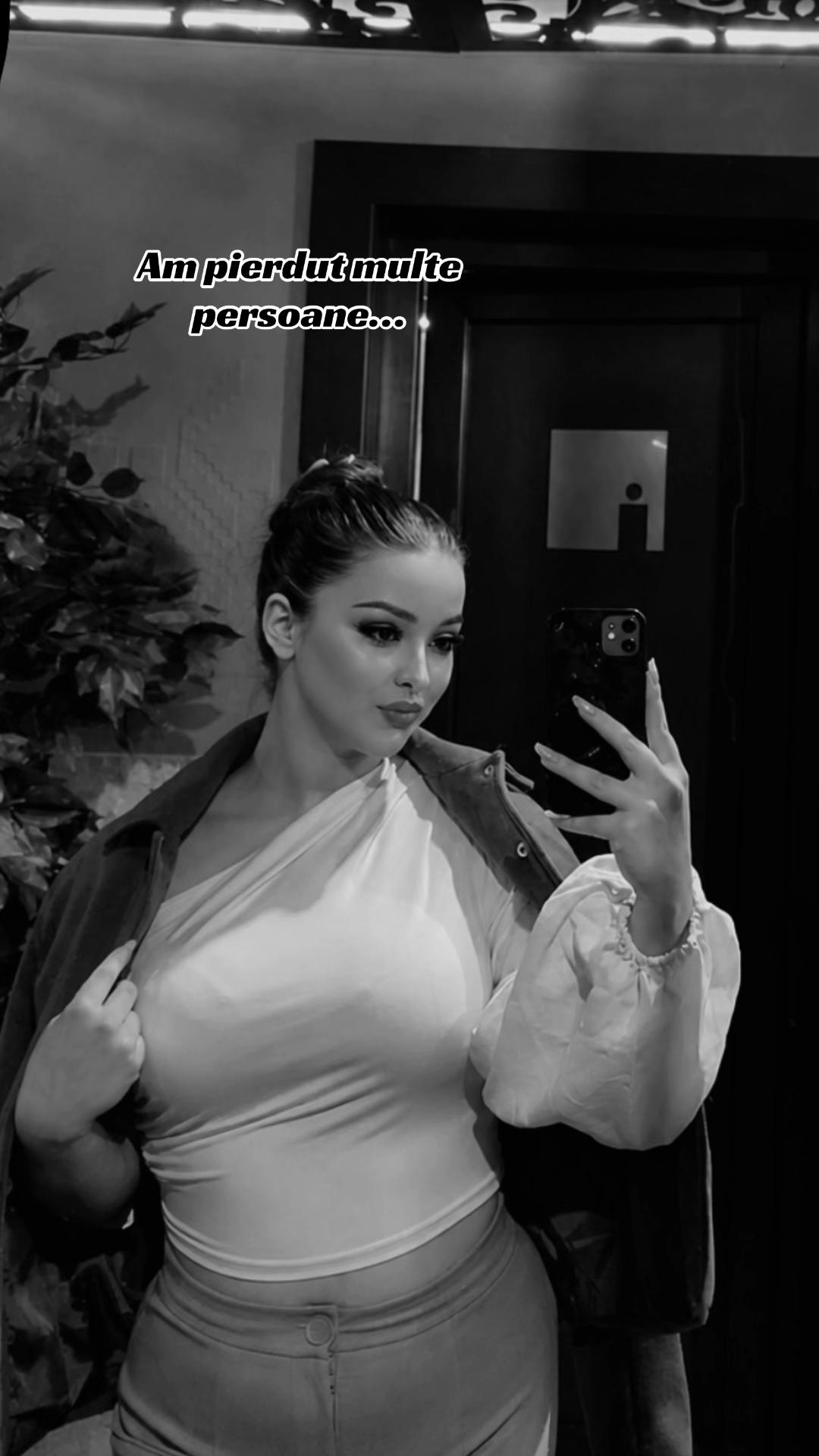 @_denisa_