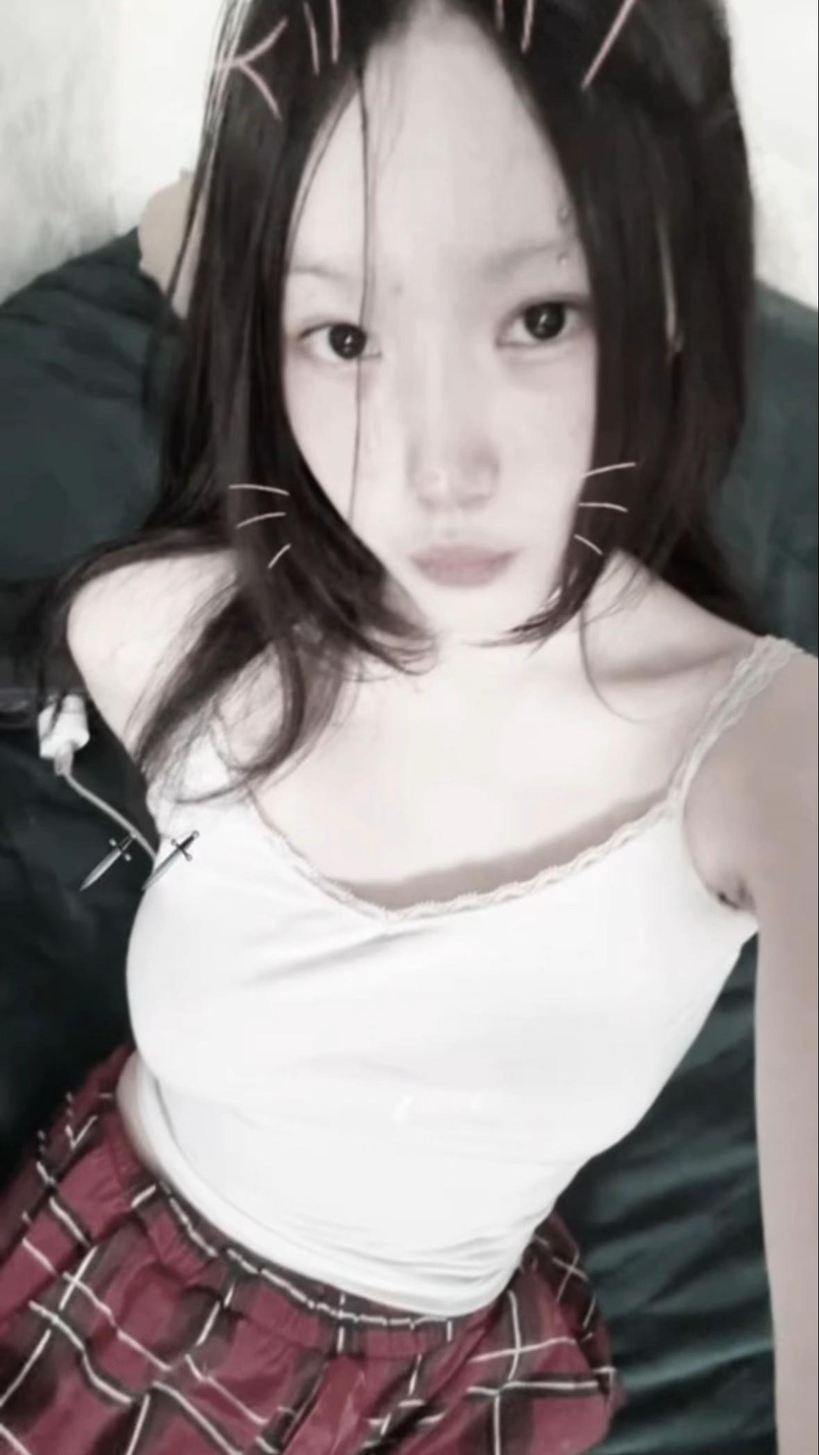 @roxxxsis