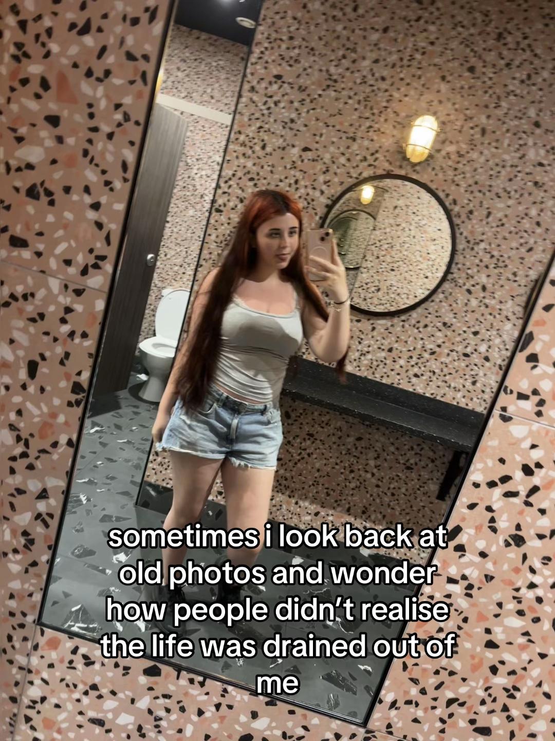@🕷️