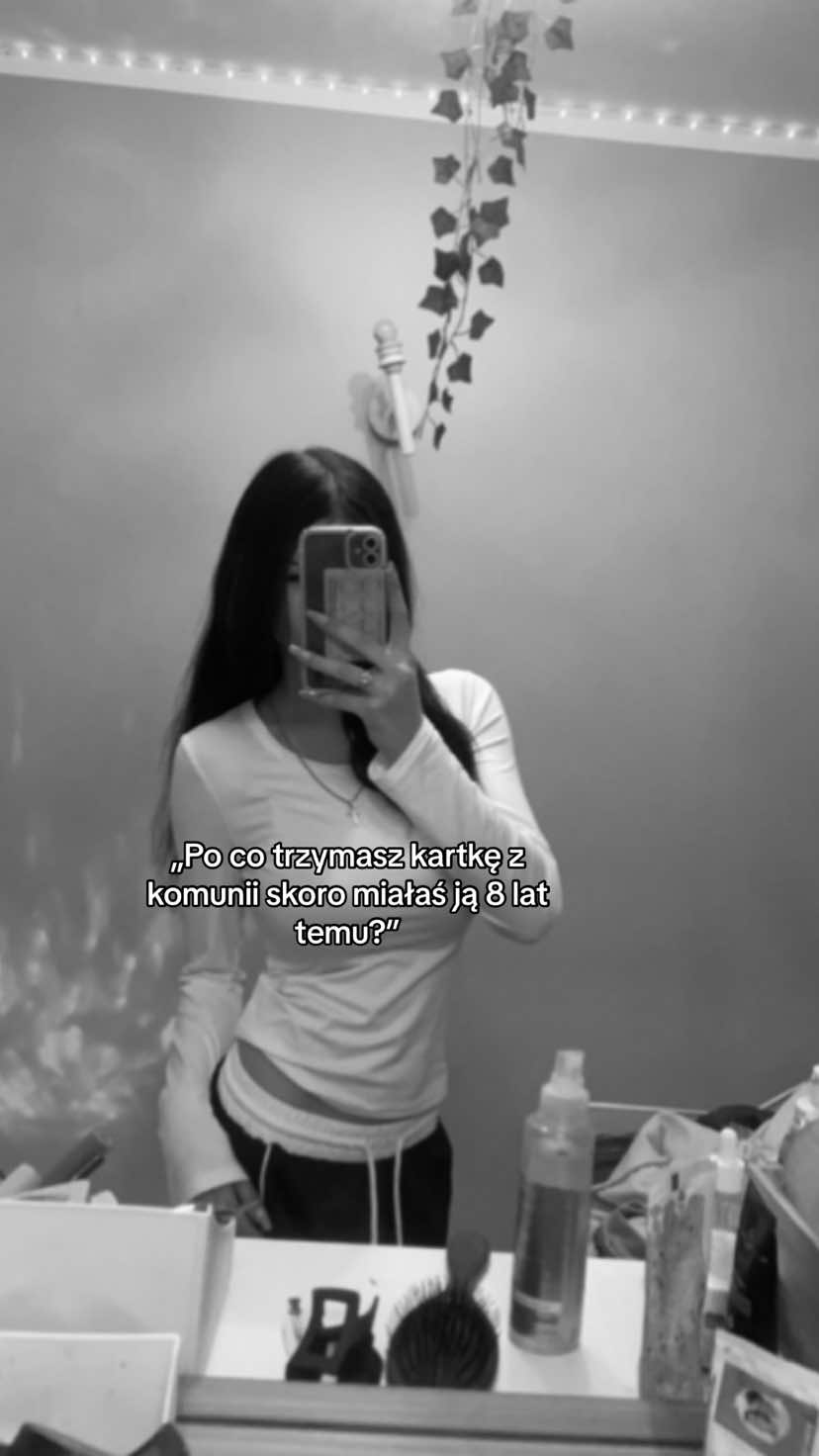 @𝓝𝓲𝓬𝓸𝓵𝓮