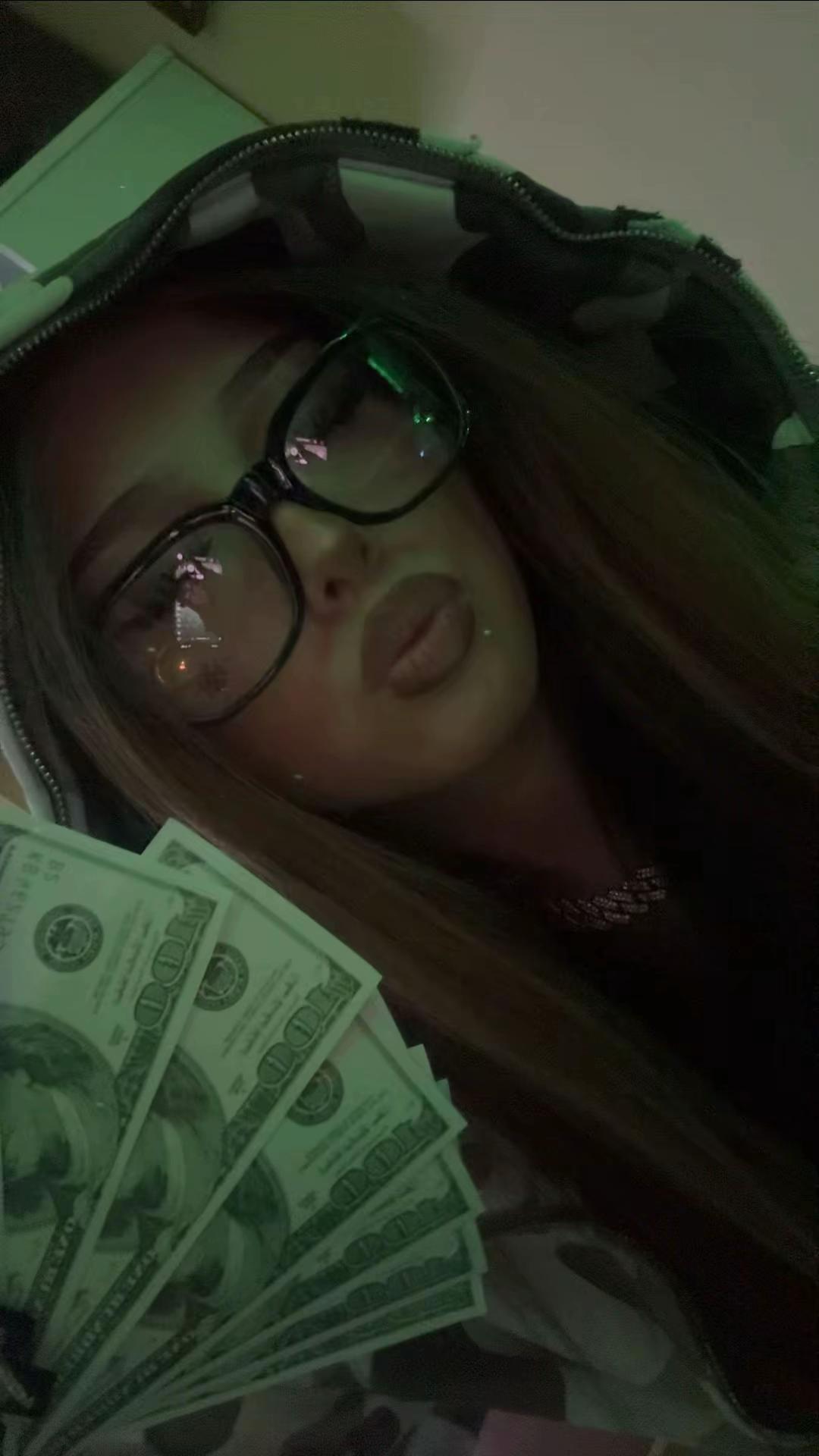 @𝓜𝓲𝓵𝓪