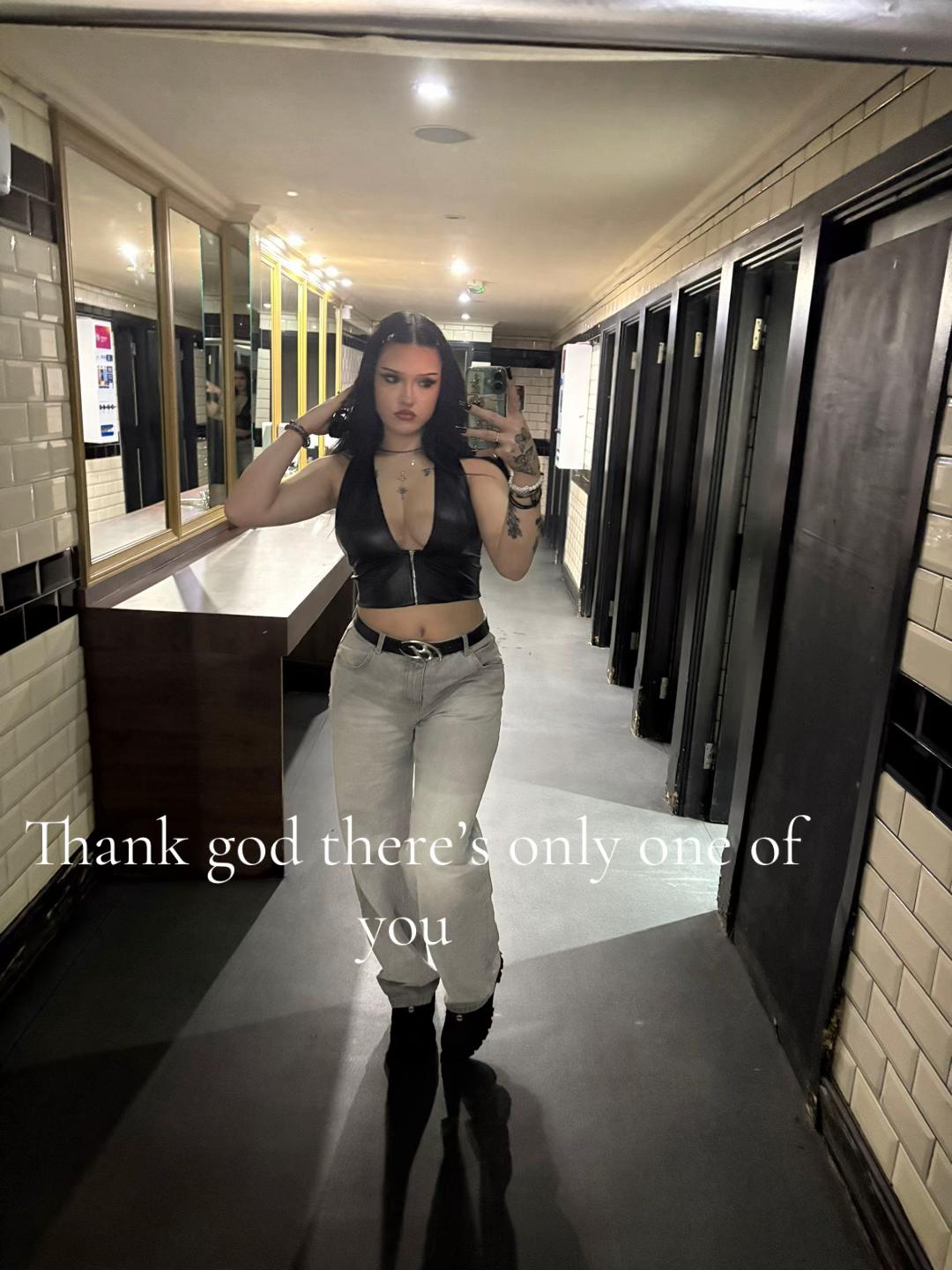 @Arwen𖣂