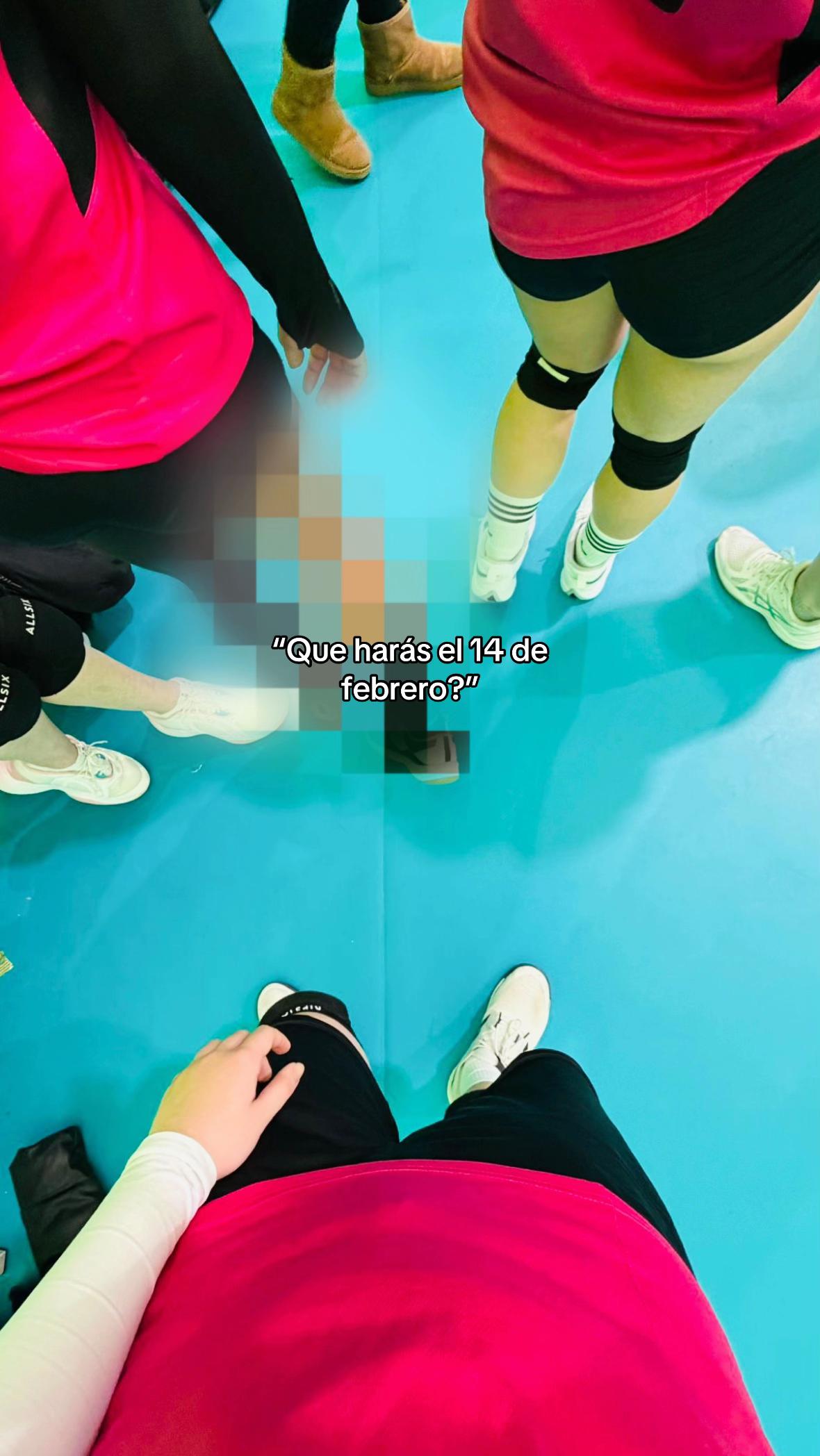 @🏐