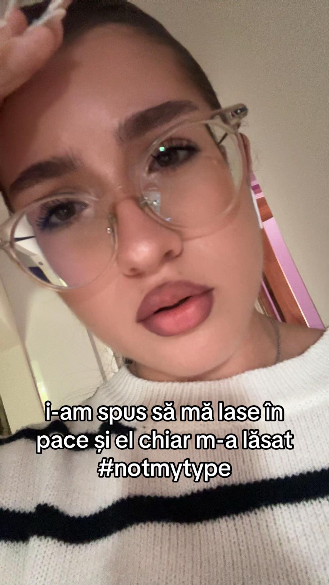 @𝐒 𝐈 𝐋 𝐕 𝐈 𝐀🤍
