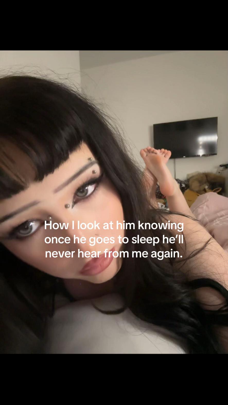 @𝑼𝒏𝒅𝒊𝒏𝒊𝒔𝒕 💛