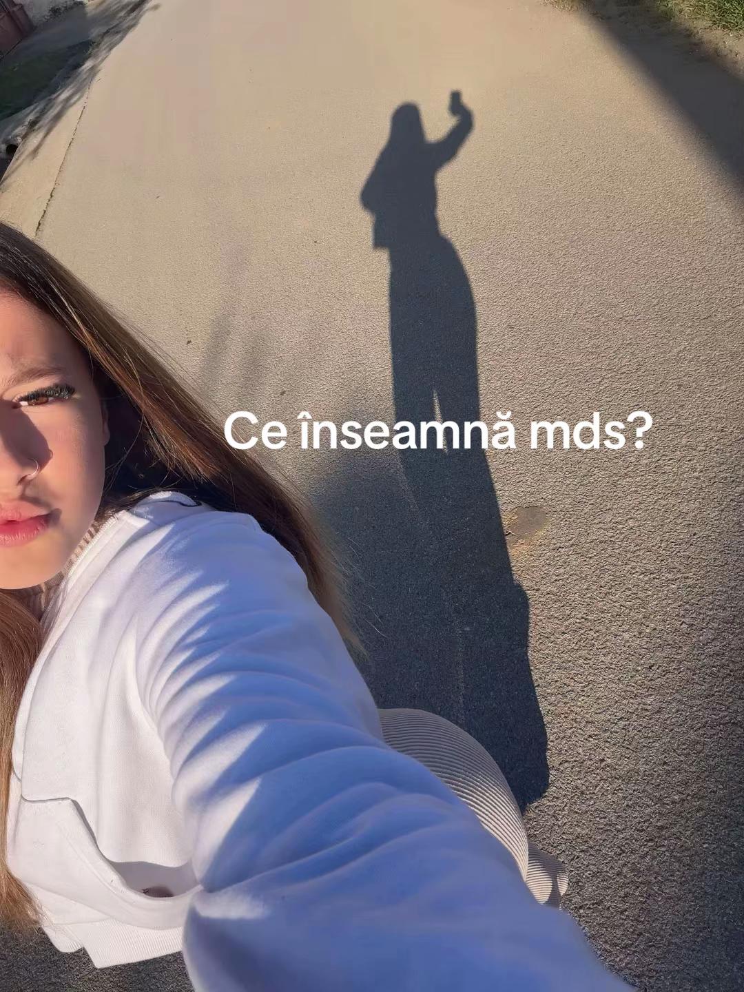 @𝒅𝒆𝒏𝒊𝒔𝒂