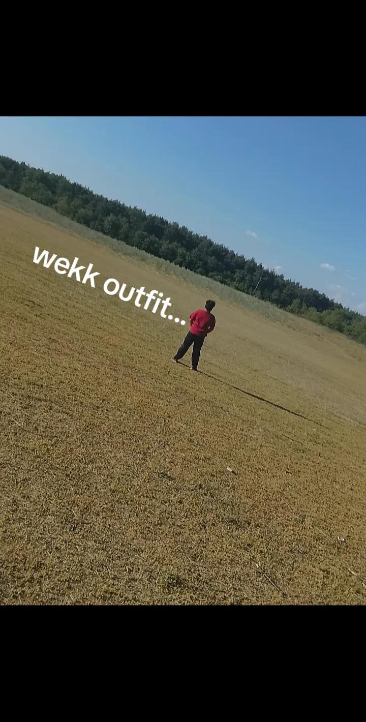 @sanyika👑🤔🤫