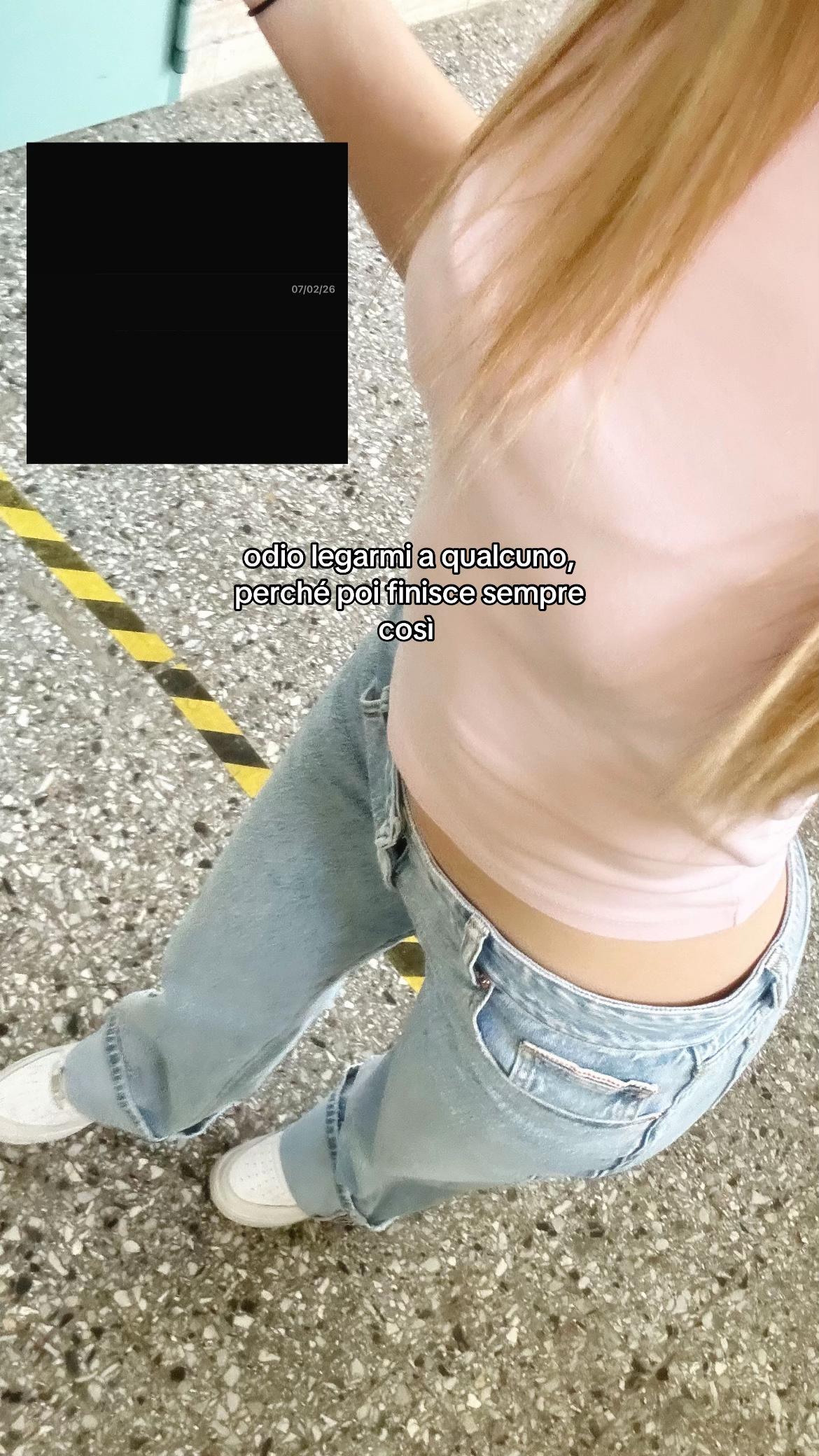 @𝑎𝑙𝑒𝑠𝑠𝑖𝑎