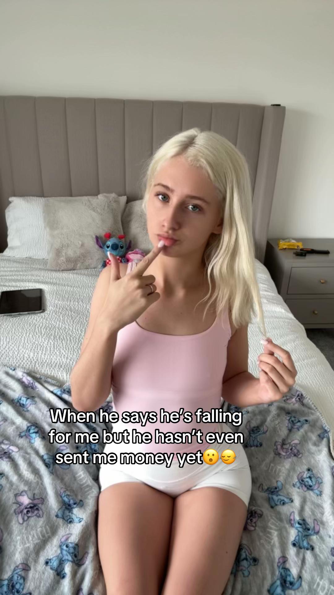 @harleymaeee2