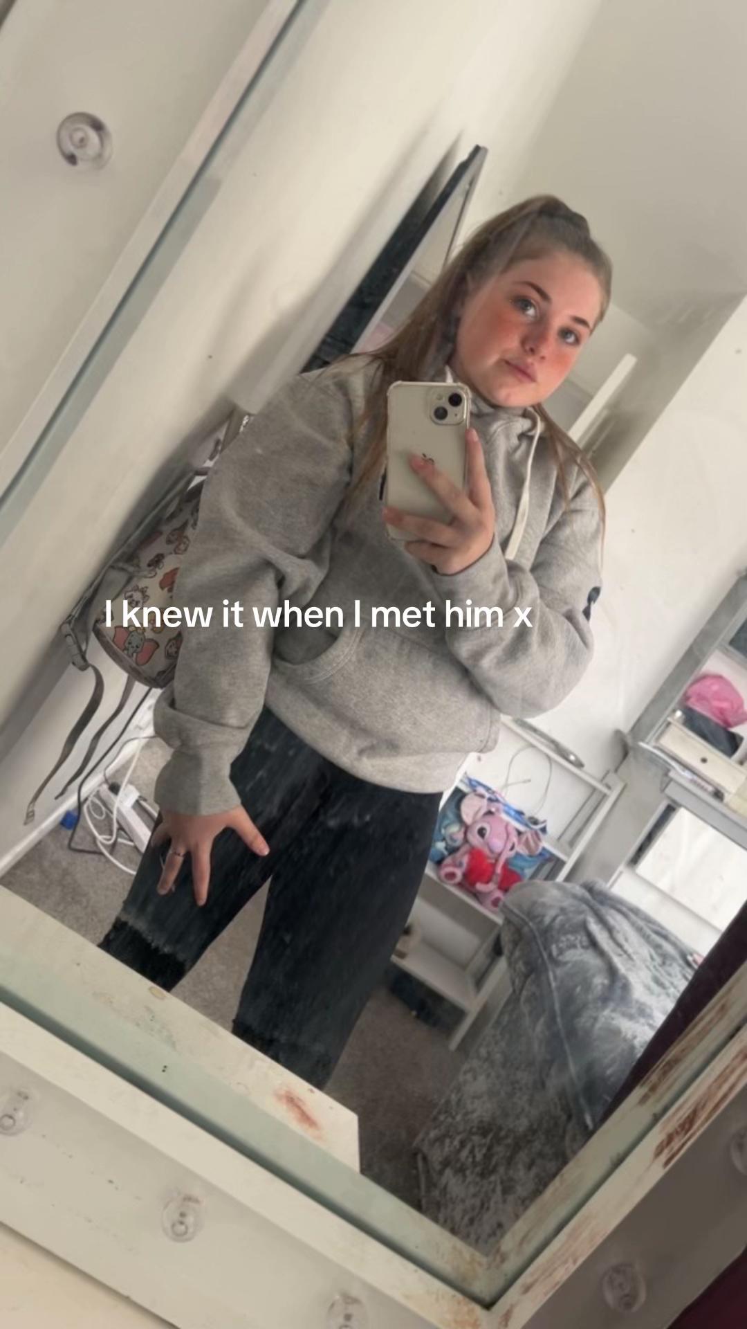 @Lexi๐ค๐๐๐