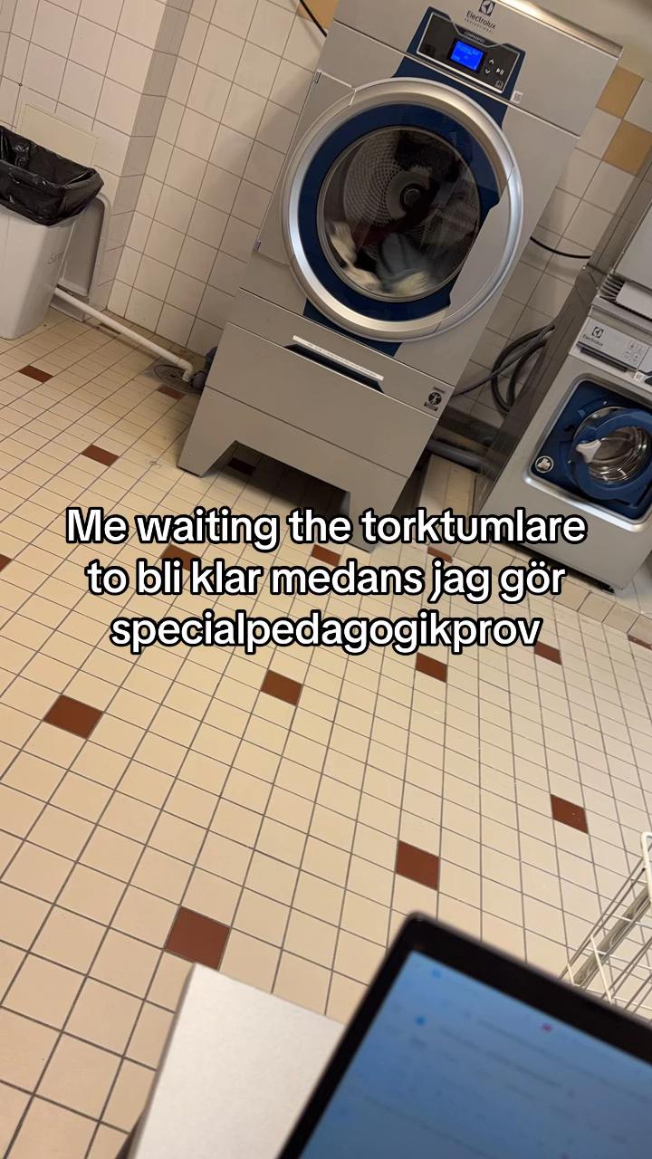 @klaraorbacks