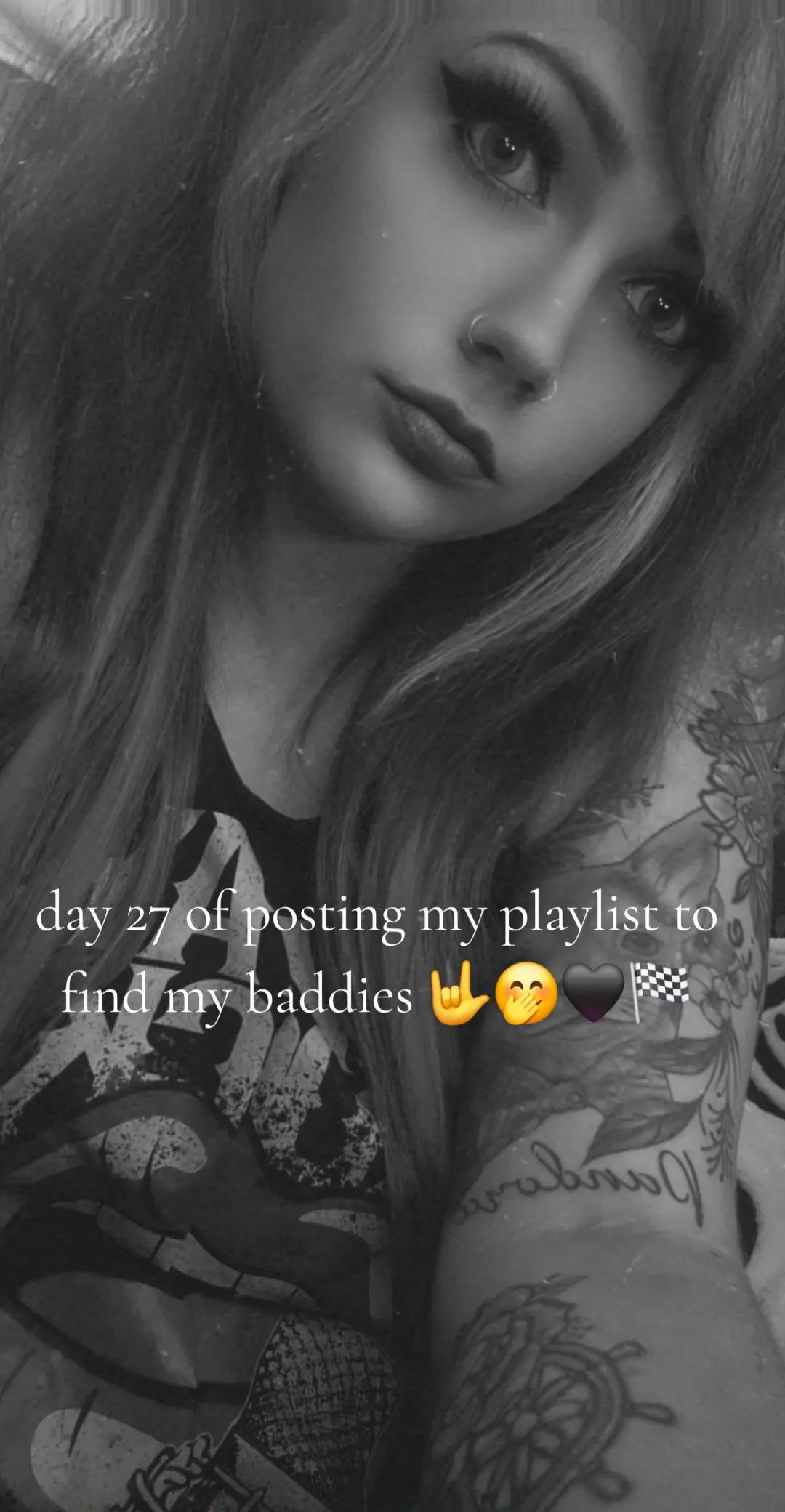 @HayleyCakes