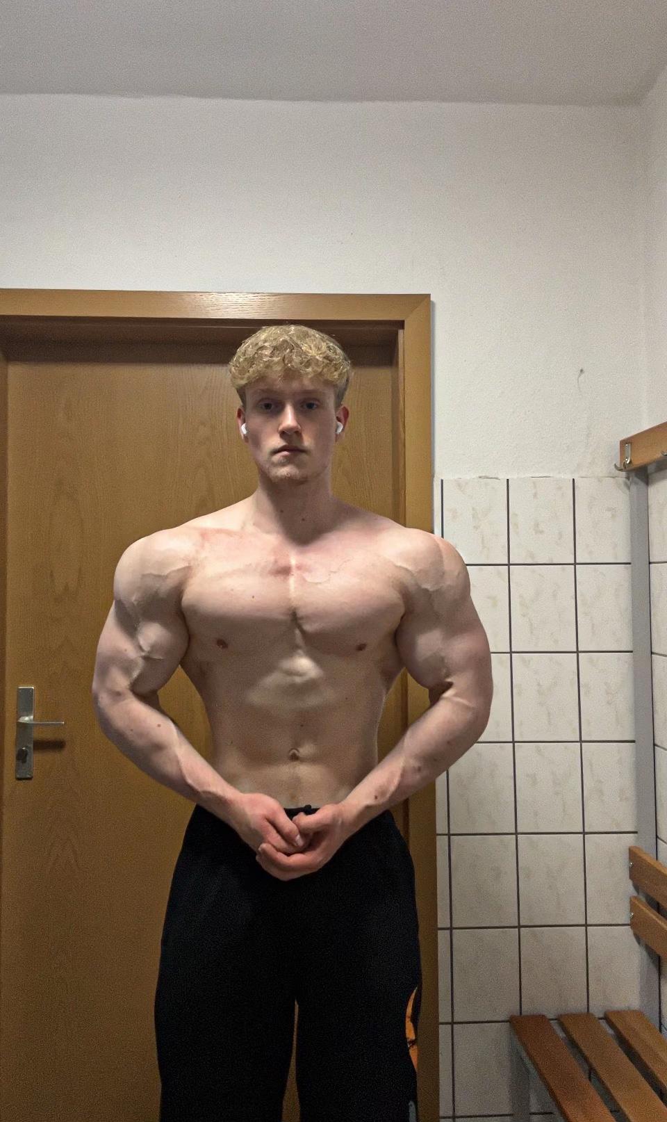 @henningym