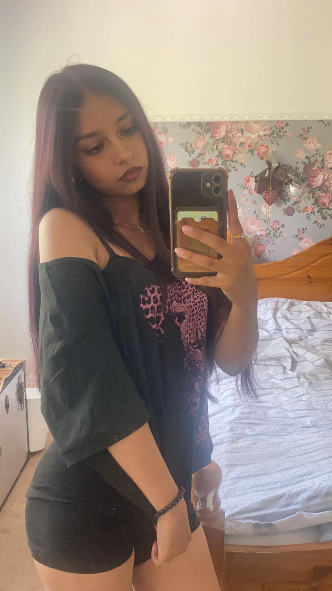 @annabella.
