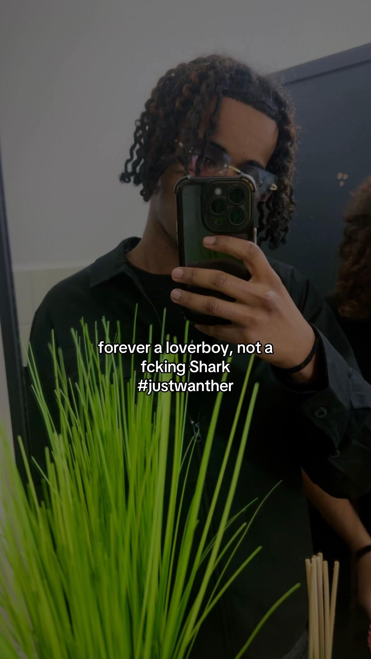 @Dee