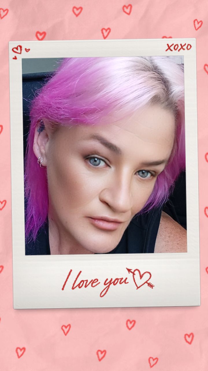 @Donna 🩷💜🩷