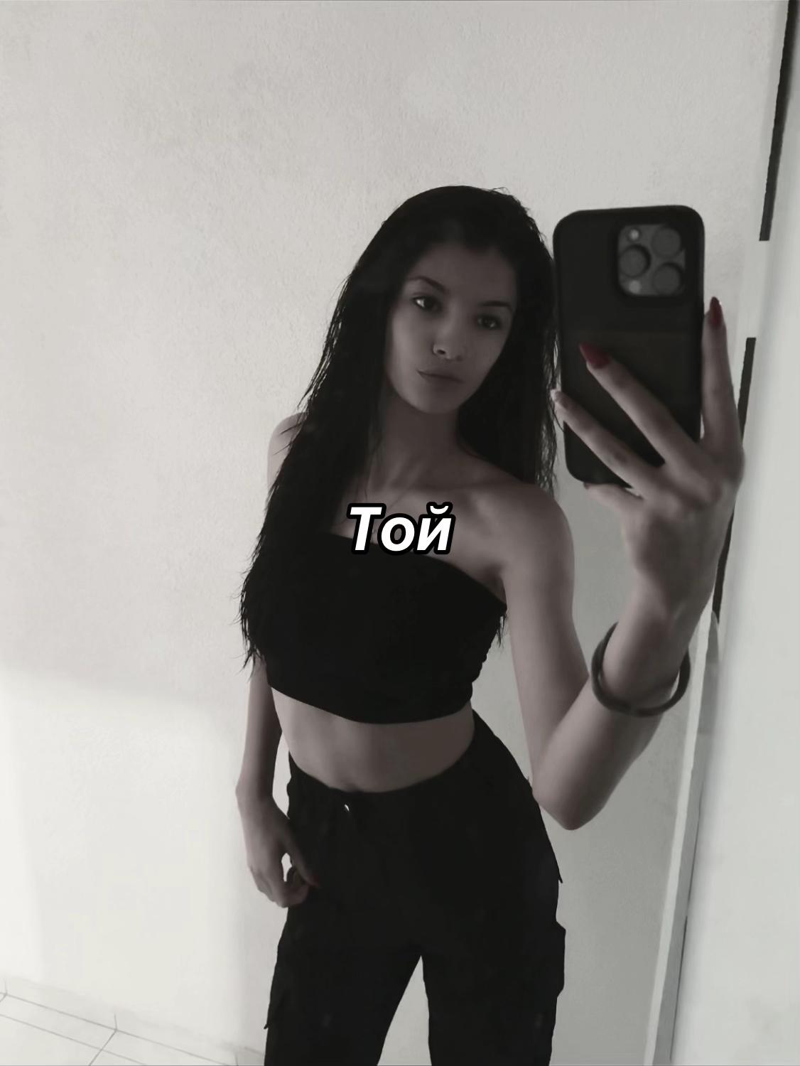 @𝕂𝕆𝕃𝔼𝕍𝔸