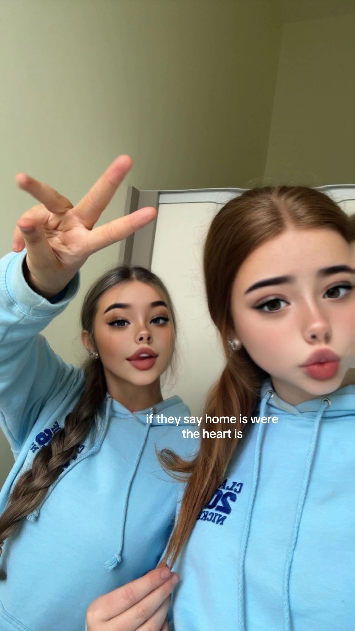 @mollymcphail2