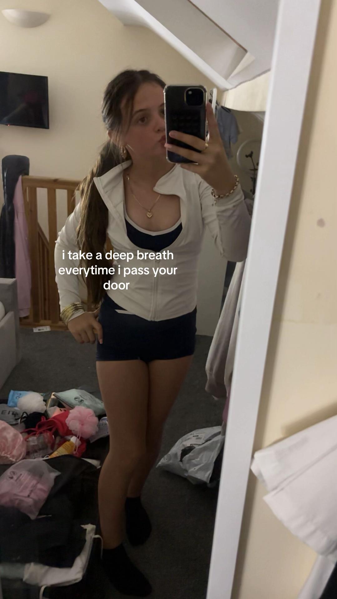 @ebony-rosemainx