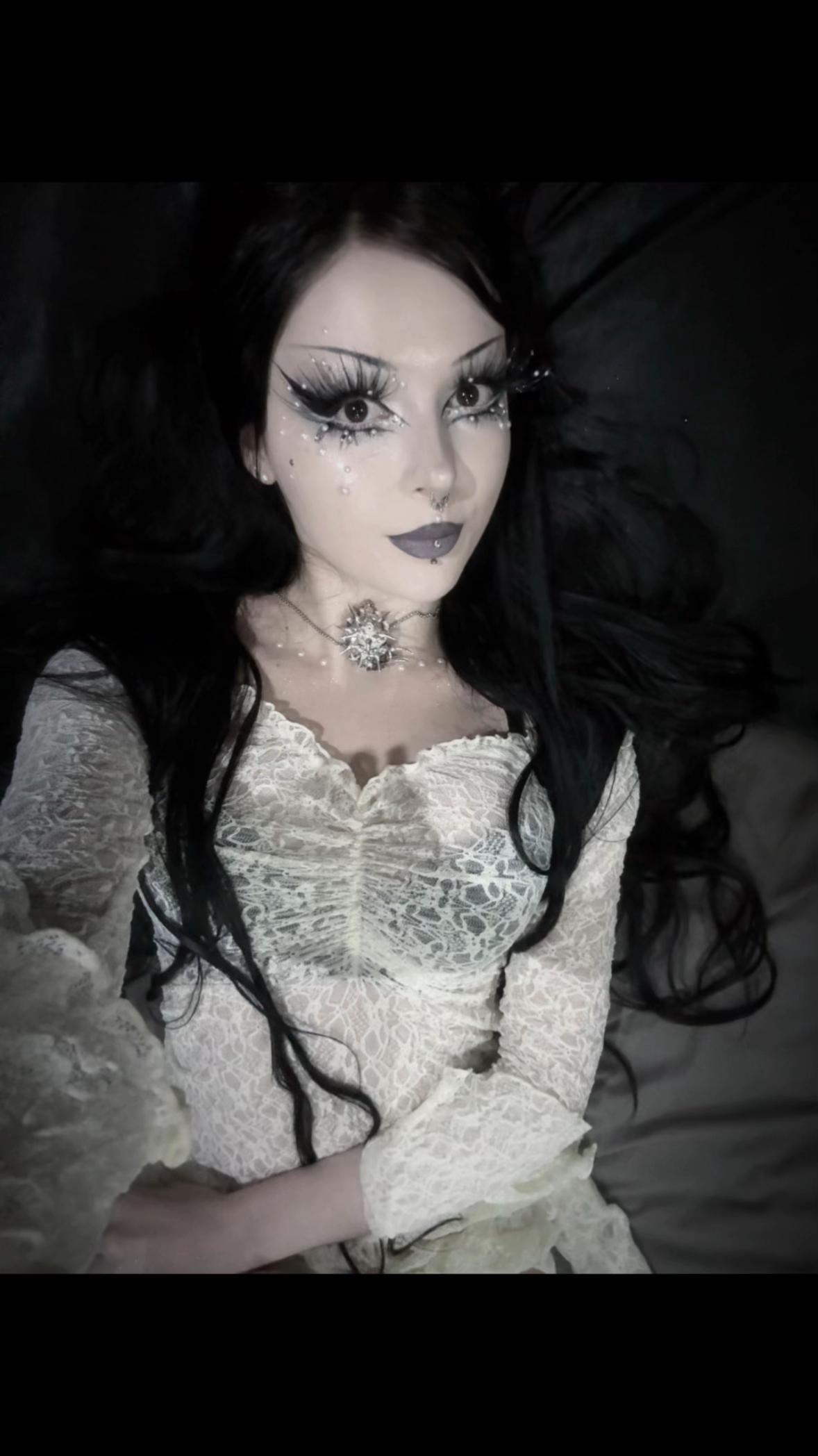 @ᛪ༙🥀𝓔𝔪𝔪𝔞🦇ᛪ༙