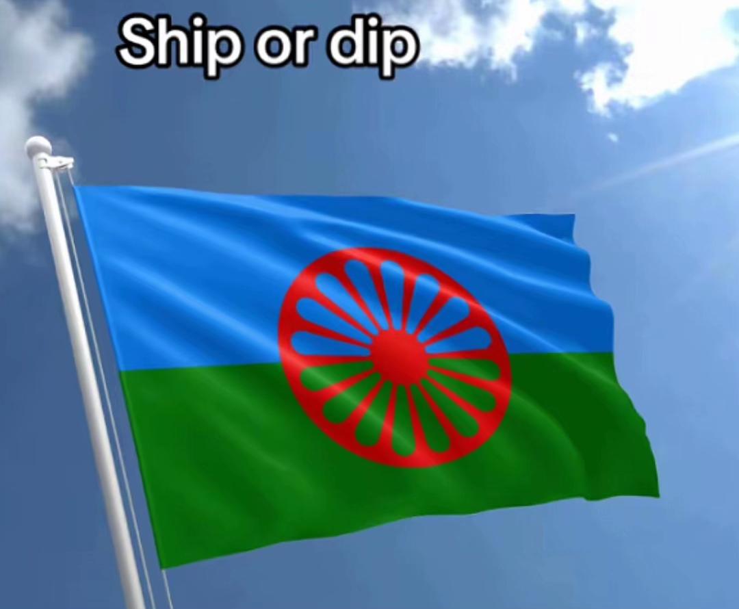@Ship or dip😜