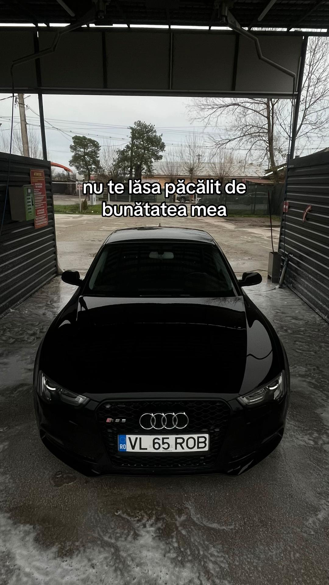 @Robert 👮🏻&zwj;♂️