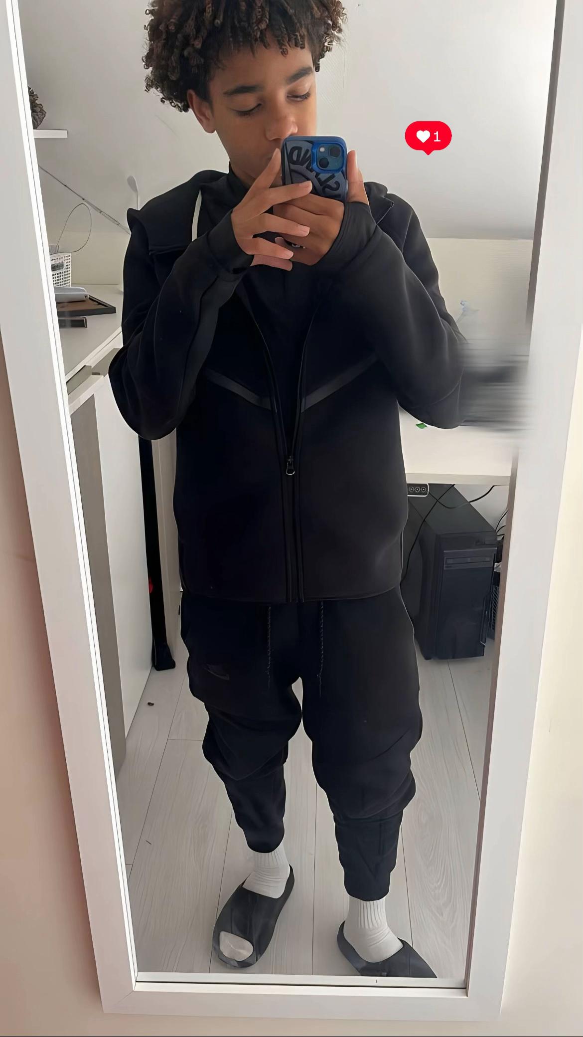 @𝑳𝒐𝒘𝒏'🇨🇫