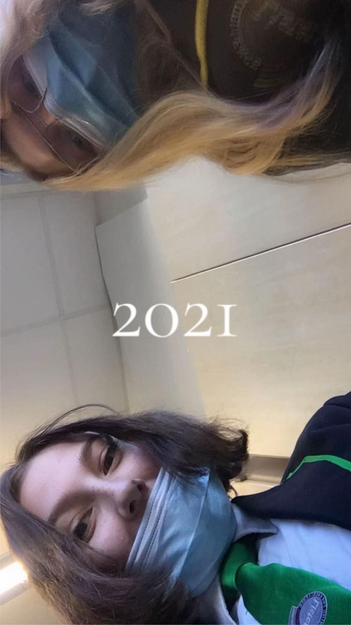 @Adelina.