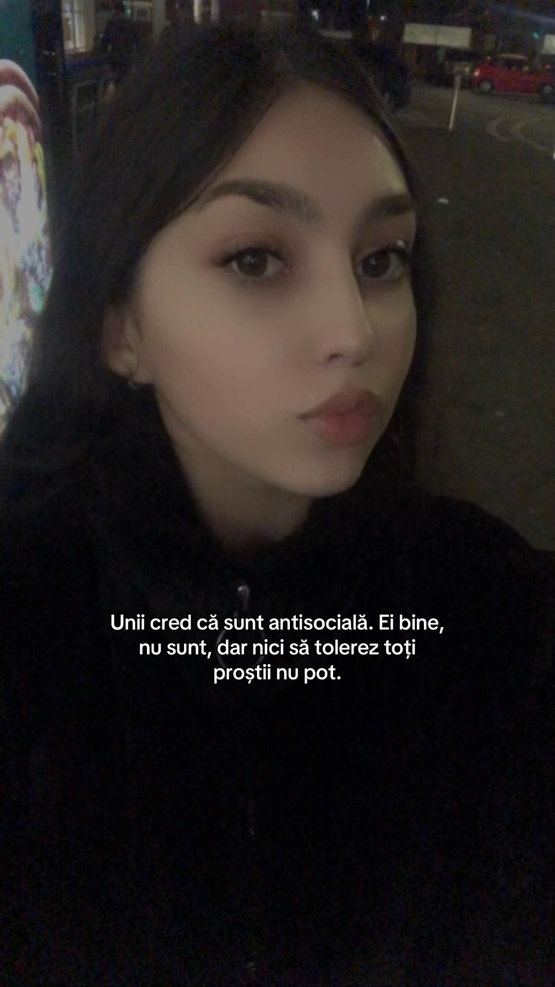 @roxii.