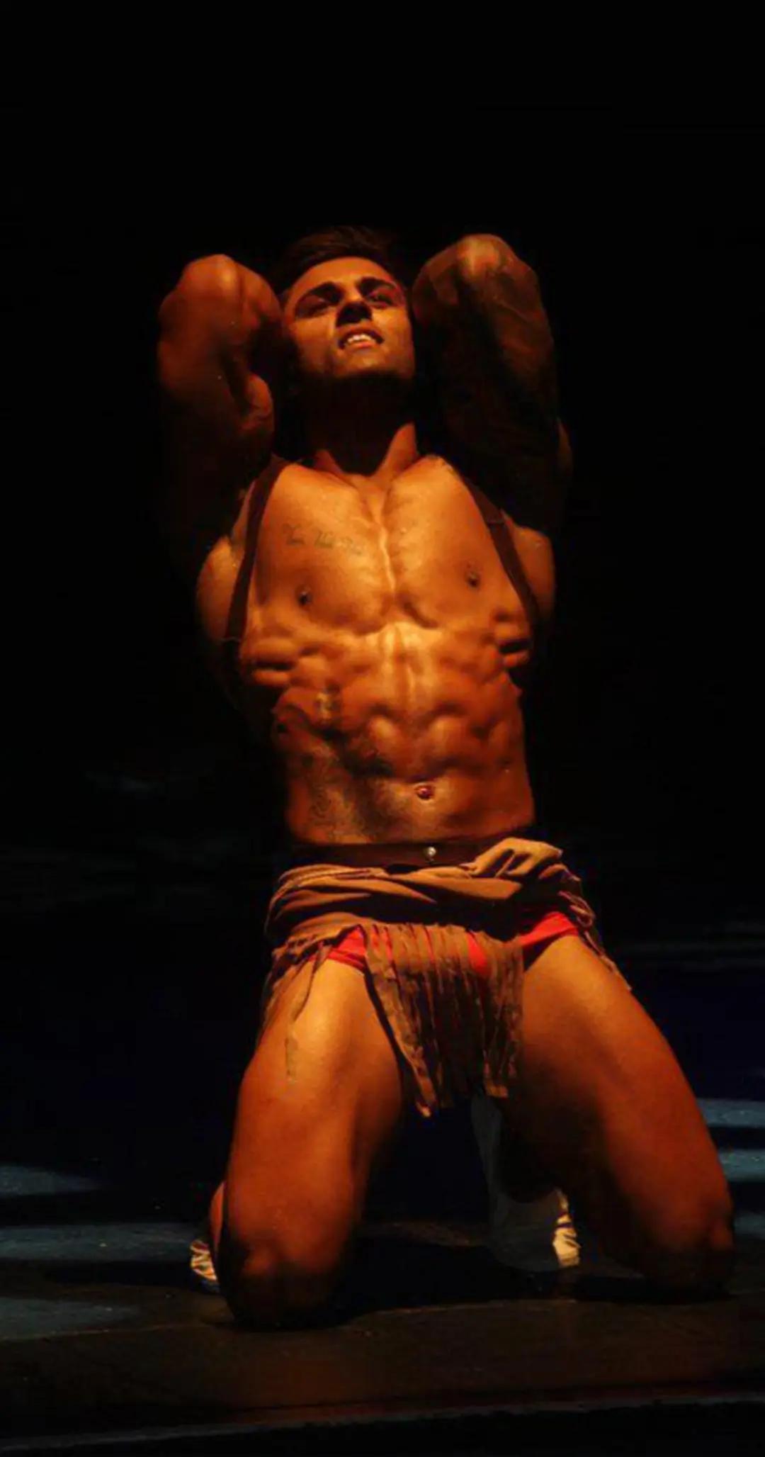 @The Zyzz project