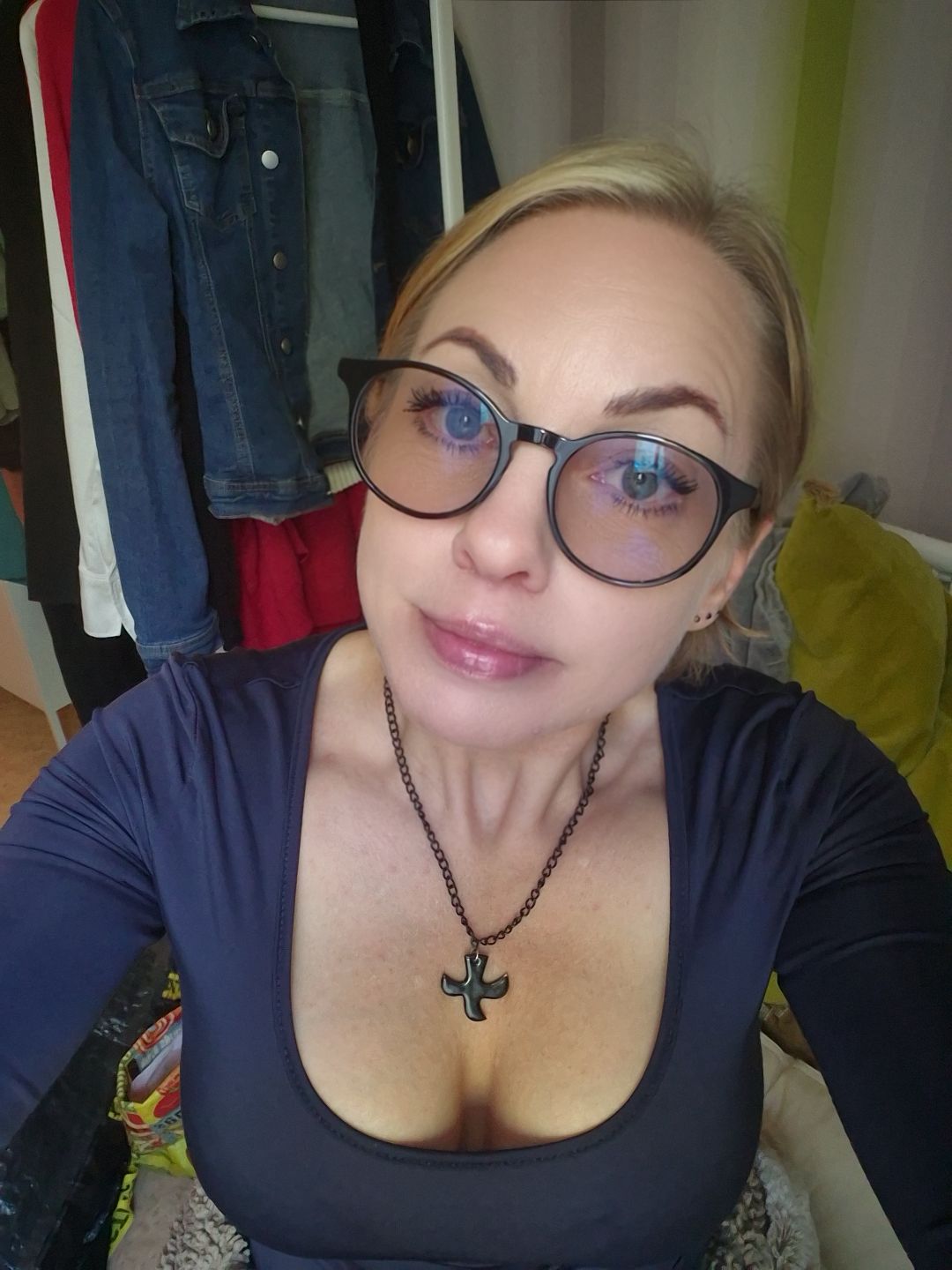 @Veronique_81