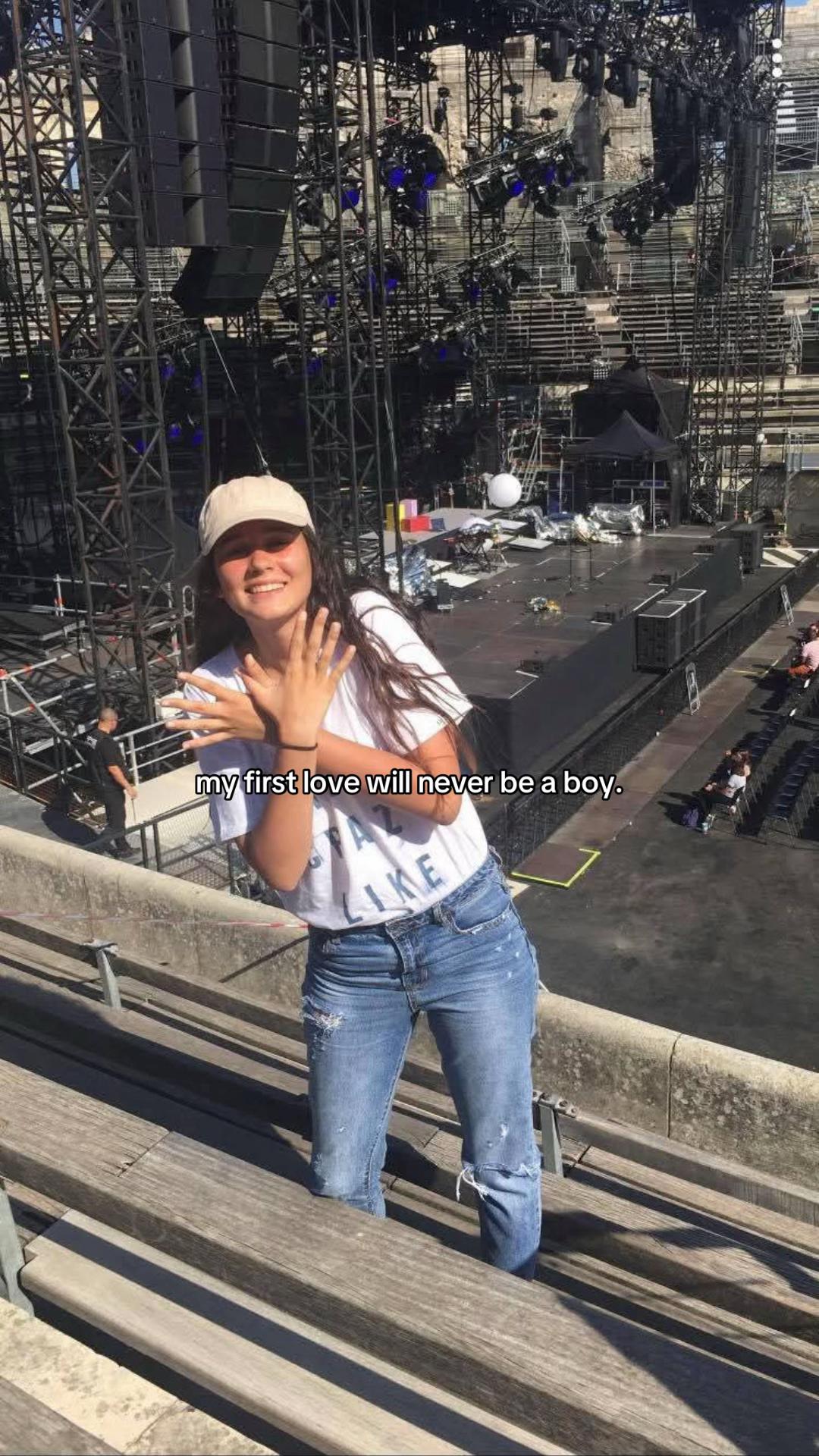@julieenconcert