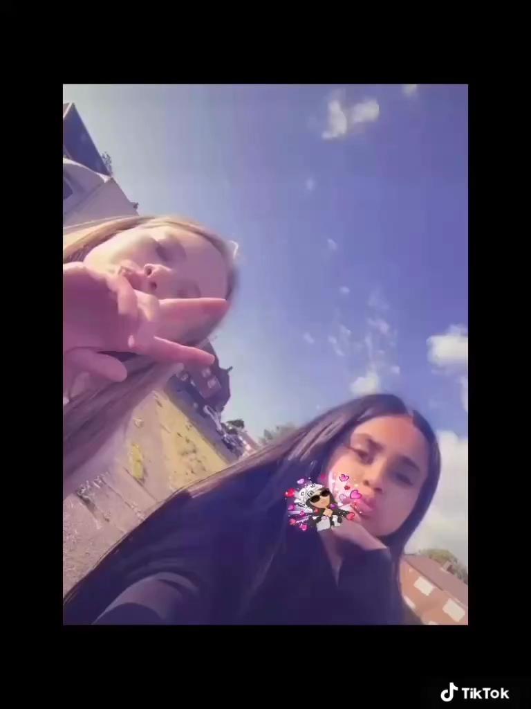 @𝐚 𝐥 𝐢 𝐤 𝐚 ' 🪼.