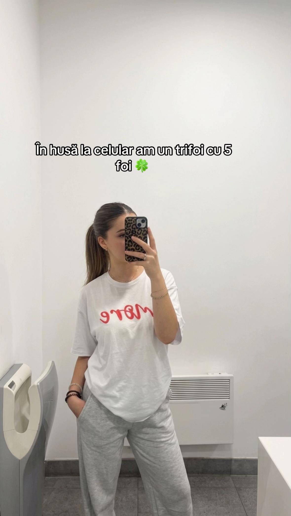 @Ⓓ︎Ⓔ︎Ⓝ︎Ⓘ︎Ⓢ︎Ⓐ︎