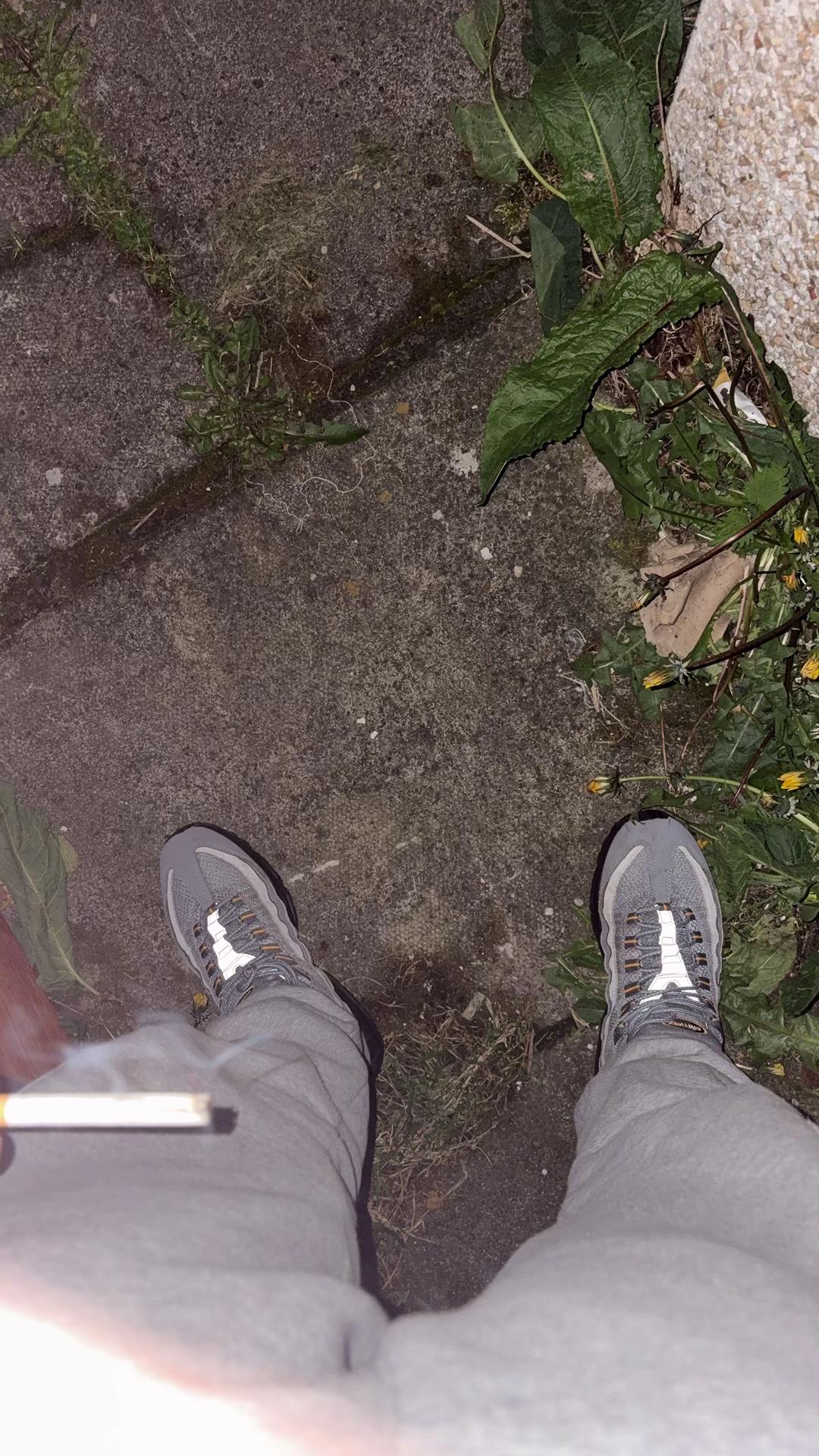 @Logan🍃