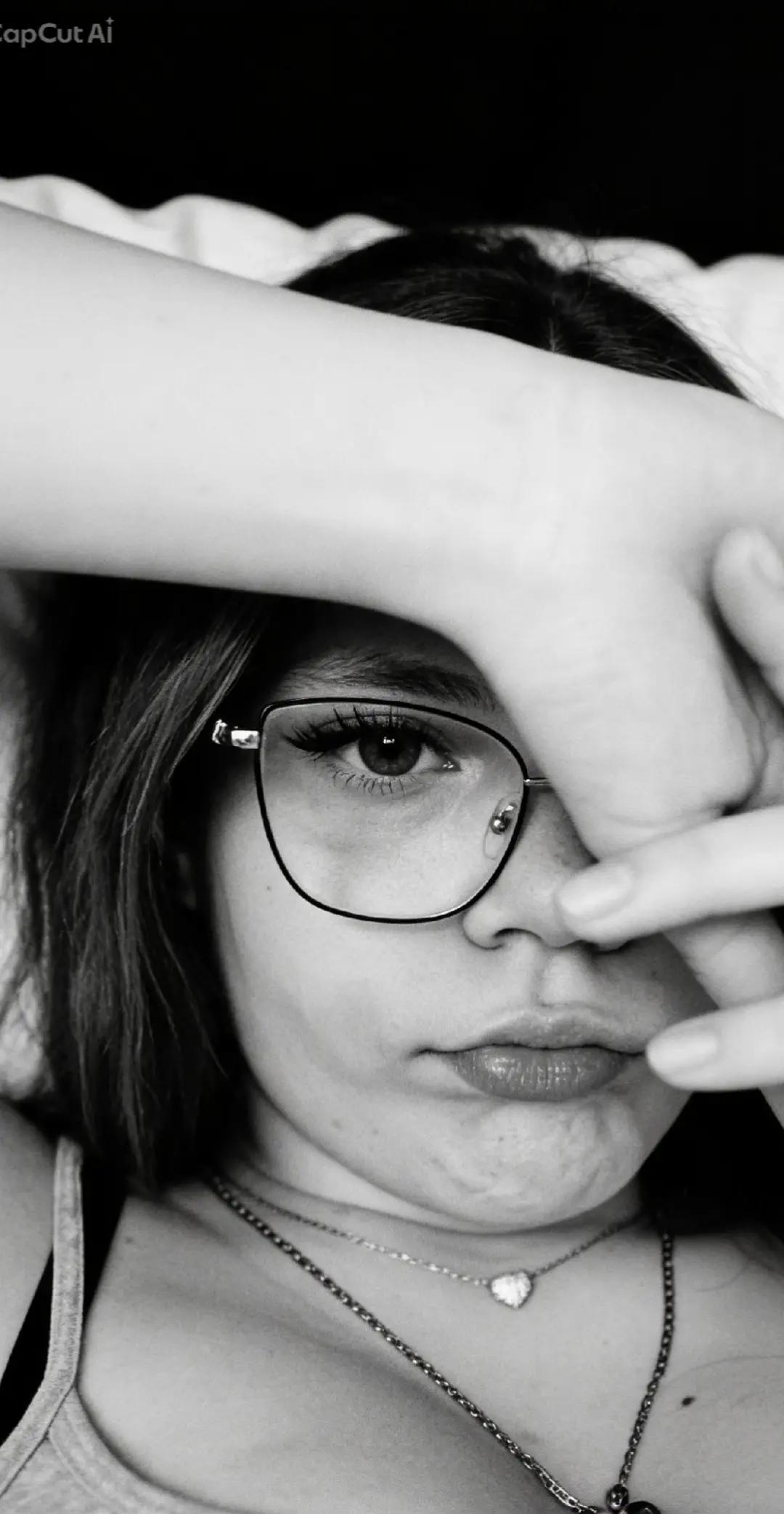 @qx.eliza