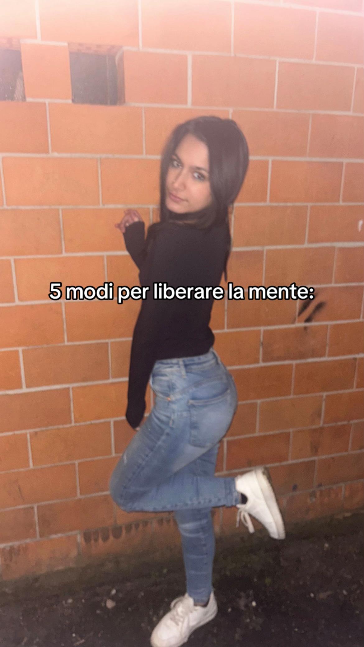 @🦋