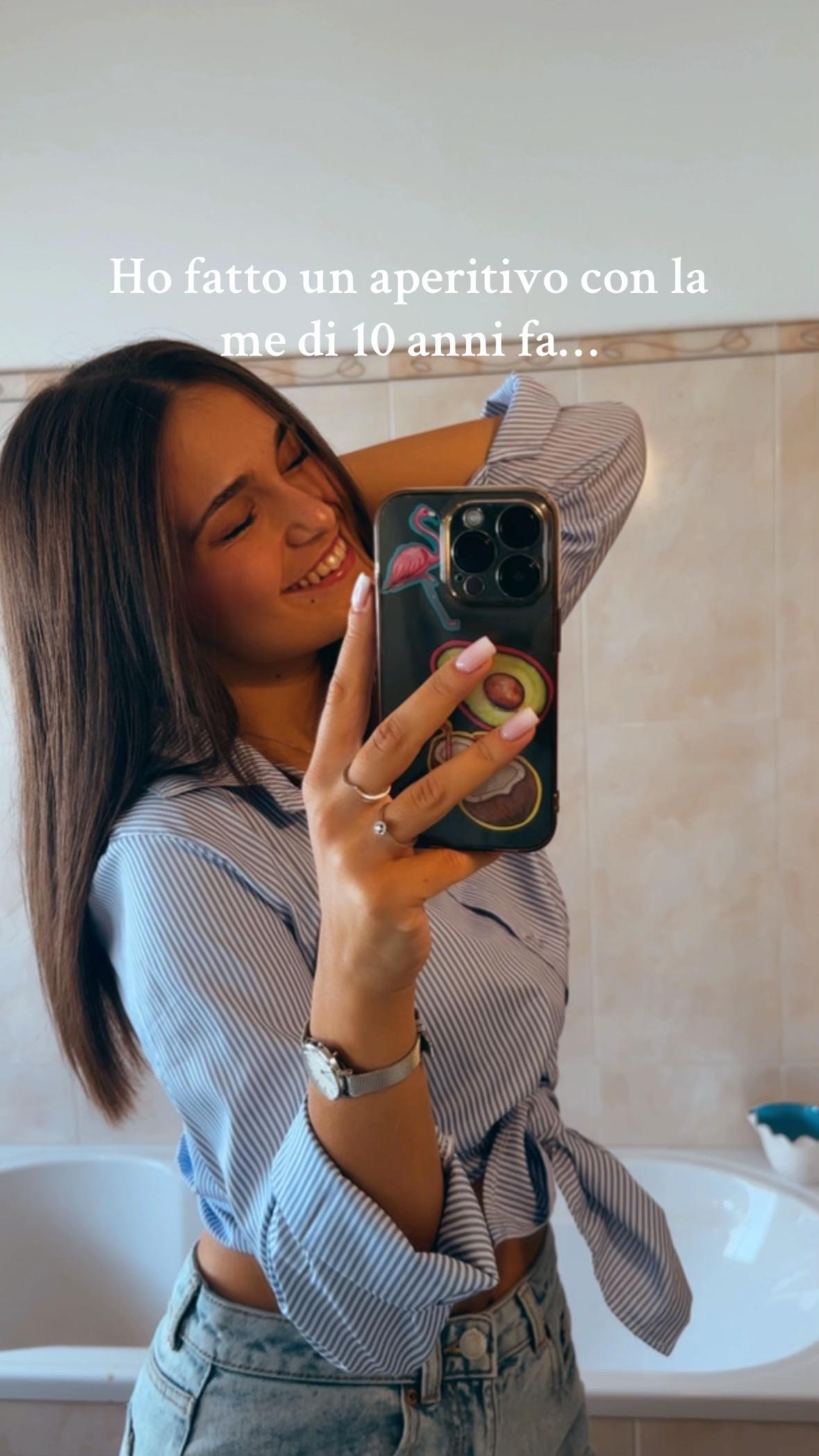 @eleシ