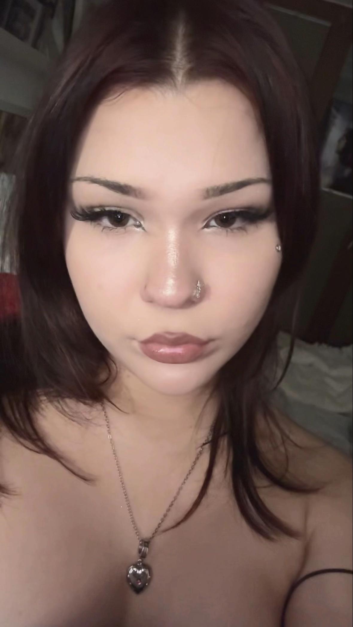 @𝐂