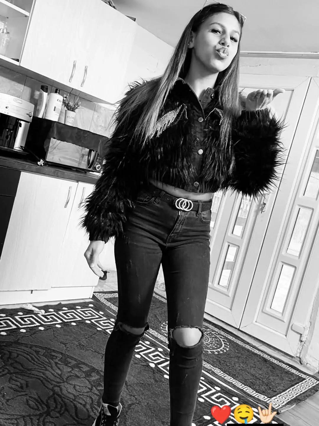 @🖤Cristina🖤