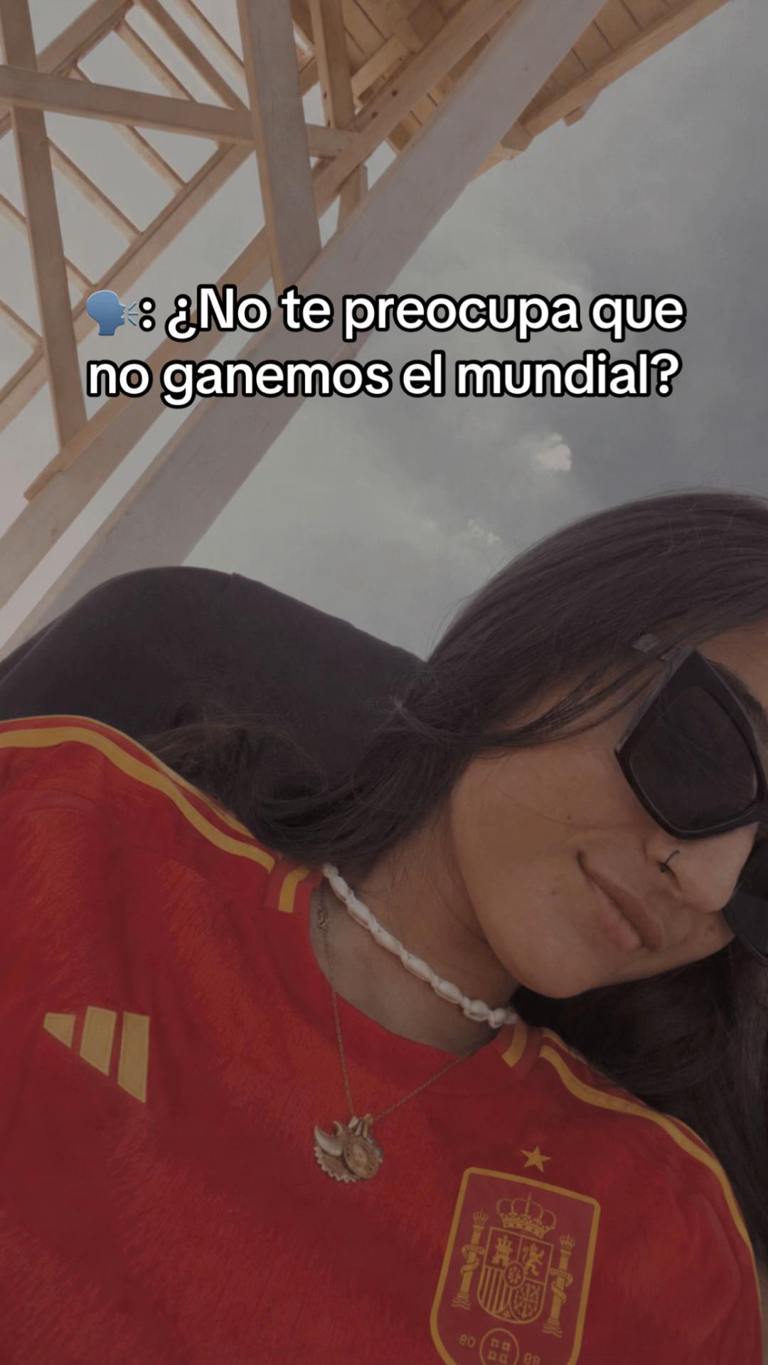 @Lucía🌙